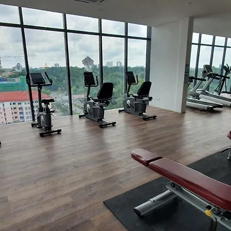 Kozi Square New Sgh Cozy Home 8A Kuching Bagian luar foto
